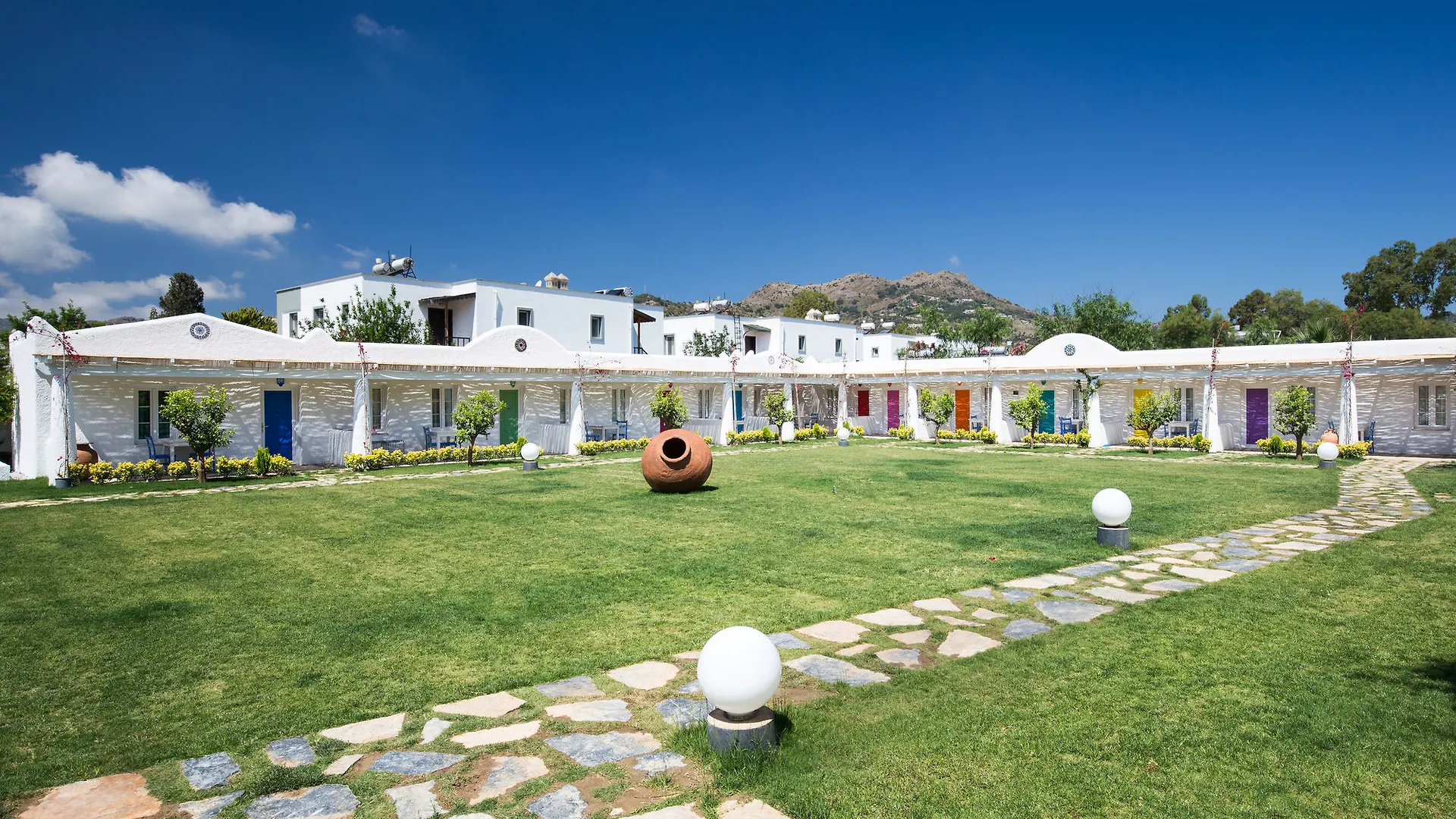 Kefi Beach And Suites location